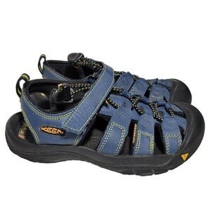 Keen Newport Sandals Boys Big Kids Youth Size 2 Blue Waterproof Sport Shoes